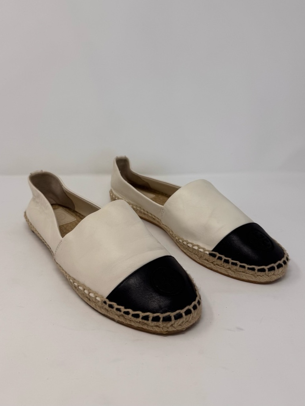 Tory Burch Size 9 Colorblock Espadrilles Leather Black White Slip-On Sandals
